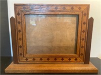 Vintage wooden swivel picture frame