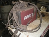 THERMAL ARC 110-220 SUITCASE WELDER