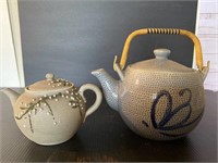 2 Asian teapots