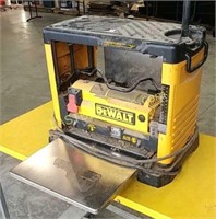 DeWALT 12-1/2" Planer