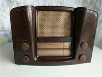 Stromberg Carlson model 1204-HB bakelite radio