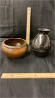 2 native made pots