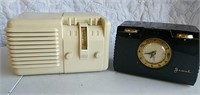 Jewel bakelite clock radio model 5040