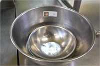 5 - Stainless Steel Mixing Bowls
