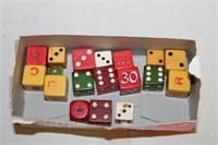 SELECTION OF VINTAGE DICE