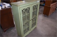 Nicely Finished Display Cabinet w/ Pie Crust Edge