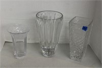 SELECTION OF GLASS VASES