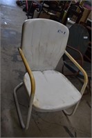 Vtg Metal Patio Chair