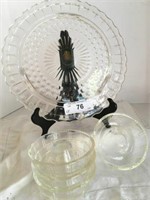 CLEAR GLASS CAKE PLATE WITH SUNBURST CENTER