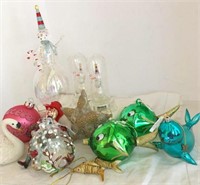 (13) CHRISTMAS ORNAMENTS, SOME RETICULATED AND