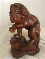 HAND CARVED WOOD LION STATUE 8.5"T