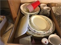 Box lot of plates & bowls