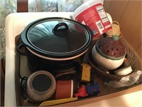 Crockpot, candle warmers & small toys
