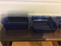 Vintage Kobalt Blue Pyrex baking dishes