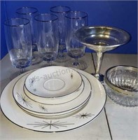 Assorted silver tone dishes