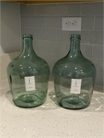 2PC GLASS JUGS