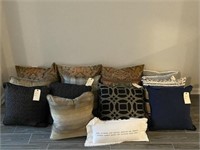 15PC ASSORTED PILLOWS
