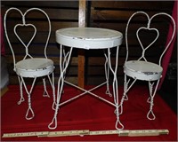 Metal Doll Ice Cream Parlor Table/Chairs