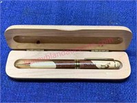 Dubai wooden pen w/ wood case - nice