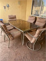 Outdoor Table w/6 chairs