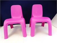 (2) kid chairs