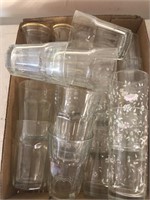 Flat of drinking glasses