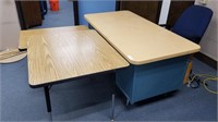 Desk Chair and 2 tables