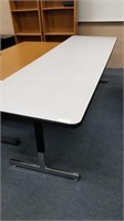 8' Adjustable table