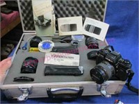 Vintage Minolta X-700 camera set in alum. case