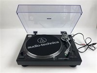 Audio Technica Direct Drive Professional Turntable