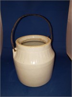VINTAGE SMALL CROCK WITH HANDLE #5