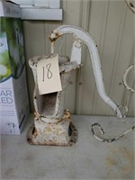 ANTIQUE CAST IRON PITCHER PUMP