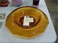 CAMBRIDGE ETCH AMBER SERVING BOWL