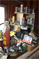 Remaining contents of work bench