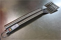 2 Pce -  Stainless Flipper  /  Fork