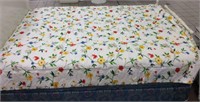 Full Size Floral & Butterfly Bed Spread, Like New