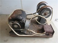 2 wheel grinder w/motor