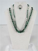 TRAY: STERLING & MALACHITE RING W/BEADED NECKLACE