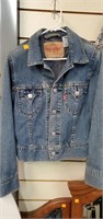 Levi Strauss & Co Blue Jean Jacket Size M