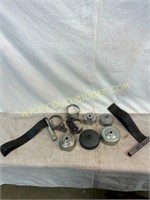 Socket oil filter wrenches