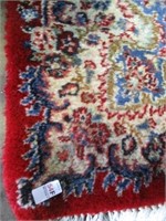 8'8"x14'8" RED RUG