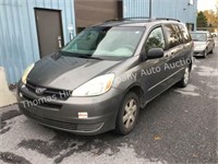 2004 Toyota Sienna