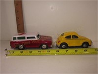 2 Tin Toy Cars