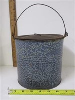 Gray Granite Pail with Lid