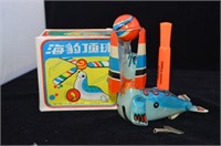 VINTAGE WIND UP TOY- SEAL PLAYING BALL