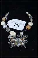 CHOKER NECKLACE WITH BEADS & BUTTERFLY PENDANT