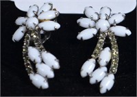 VINTAGE CLIP ON EARRINGS WITH WHITE GLASS STONES