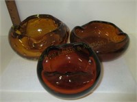 3 Controlled Bubble Erickson Art Glass Bowls
