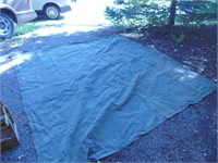 8' x 8 heavy green canvas tarp - small hole