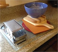 Cutting boards, Waechtersbach bowl, misc